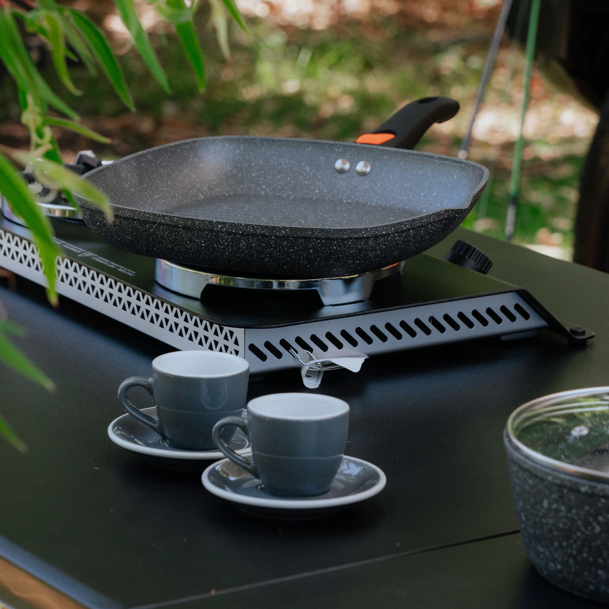 undefined Wildtrak Compact Grill Pan 28cm Non Stick Detach Handle undefined - Image 3