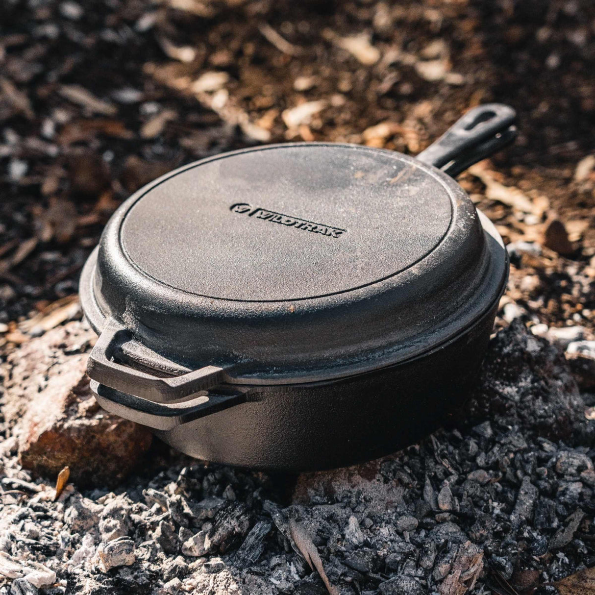 undefined Wildtrak Cast Iron Combo Cooker 26 x 8cm undefined - Image 3