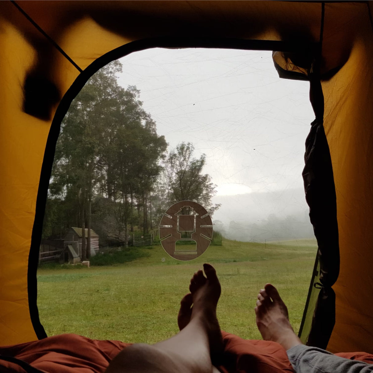 Instant Up Northstar 4 Person Dark Room With Lighting