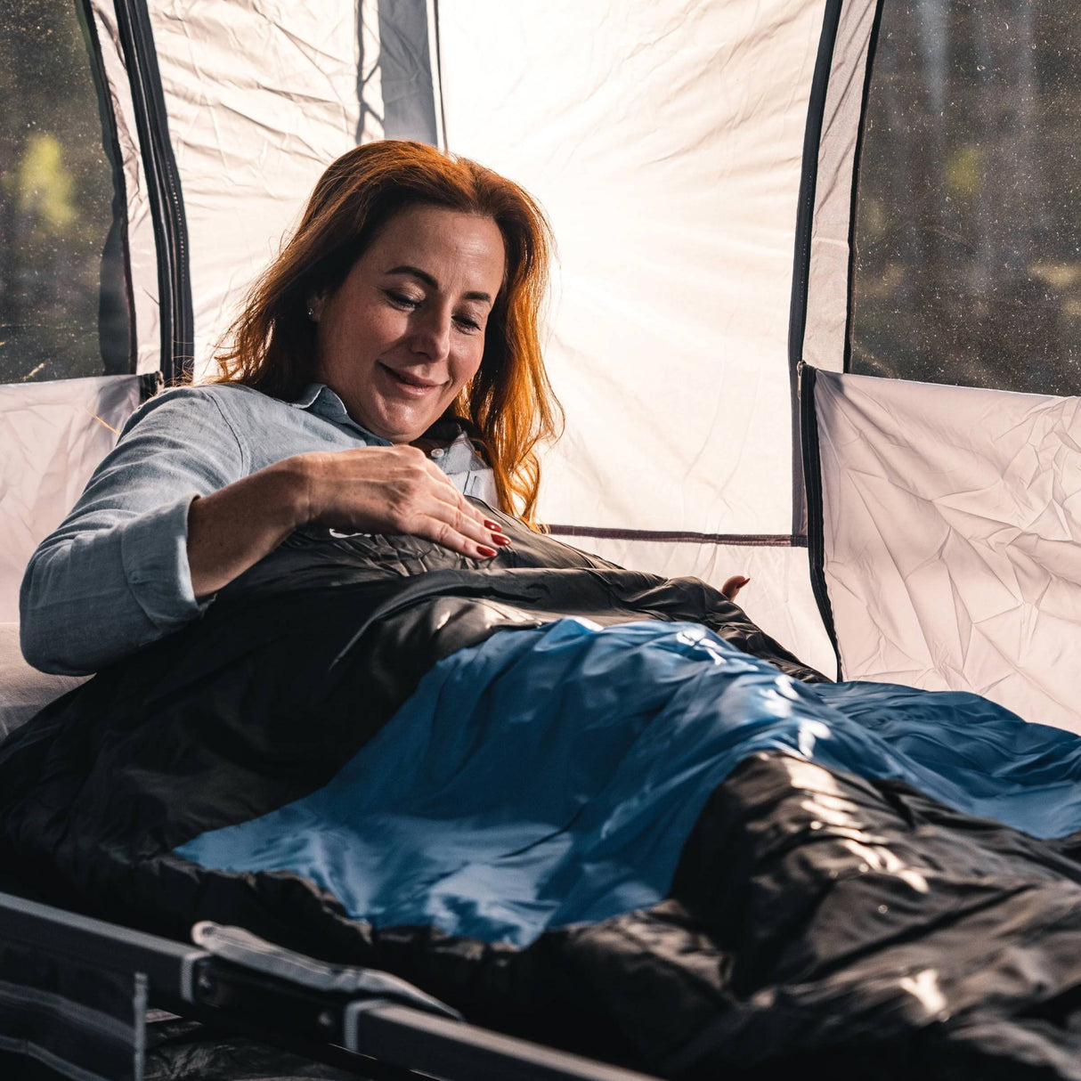 undefined Wildtrak Kalgan Hooded Sleeping Bag -2 to -7°C (220 x 80cm) undefined - Image 2