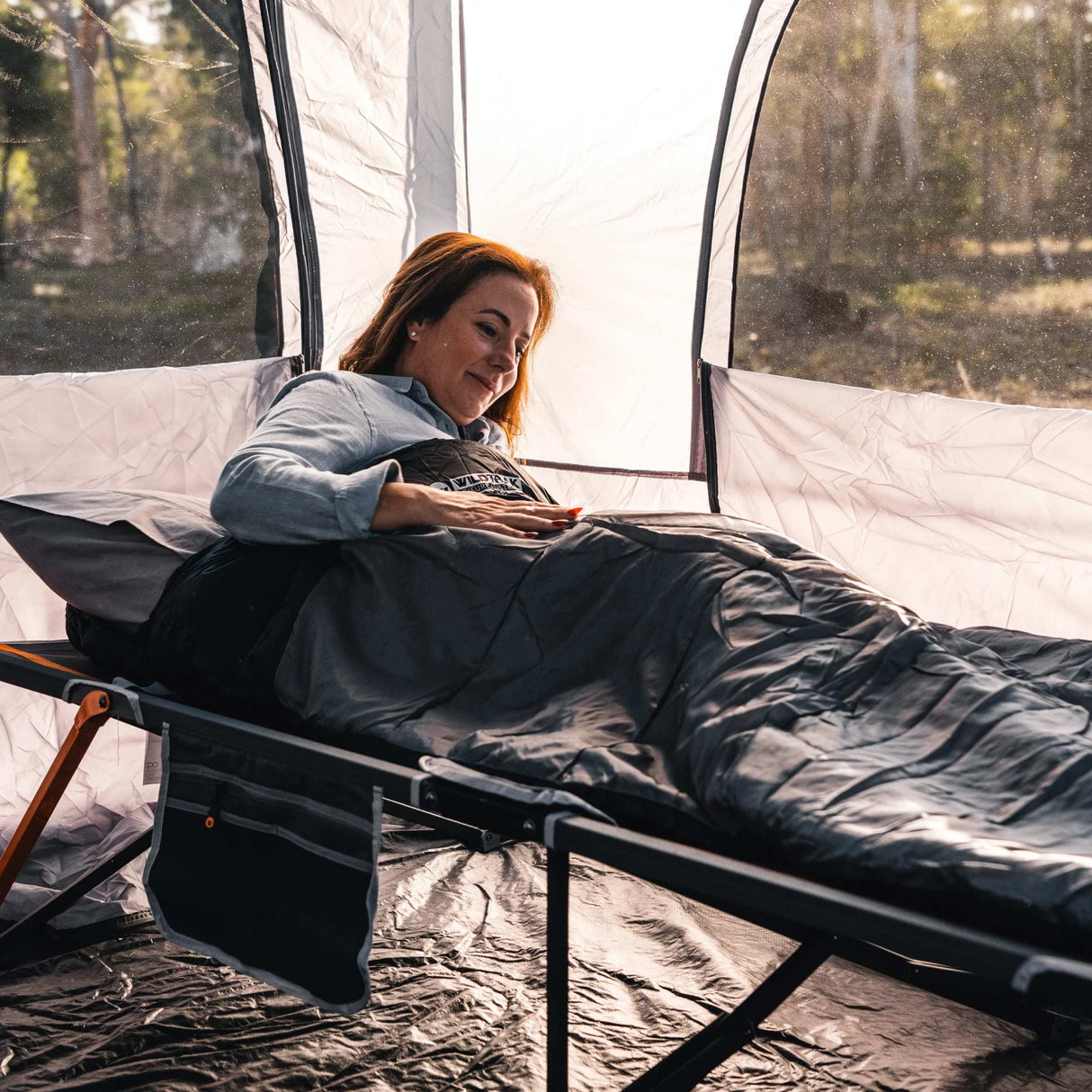 WILDTRAK Wildtrak Murray Hooded Jumbo Sleeping Bag 0-5°C (90 x 240cm) Gray - Image 2