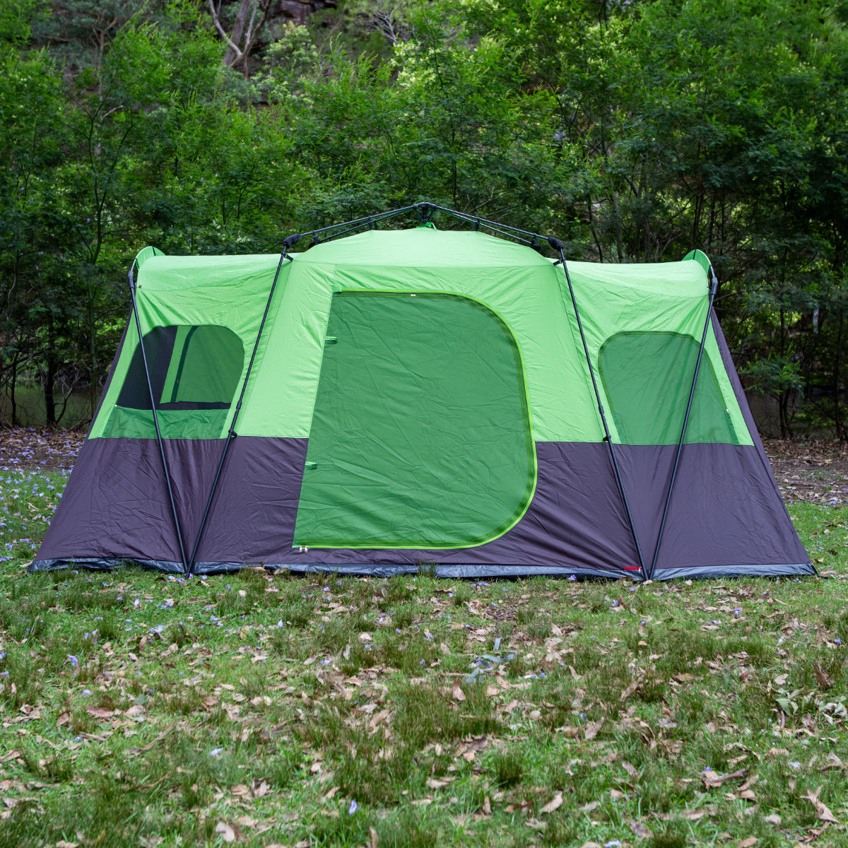 Instant Up 10 Person Excursion Darkroom Tent