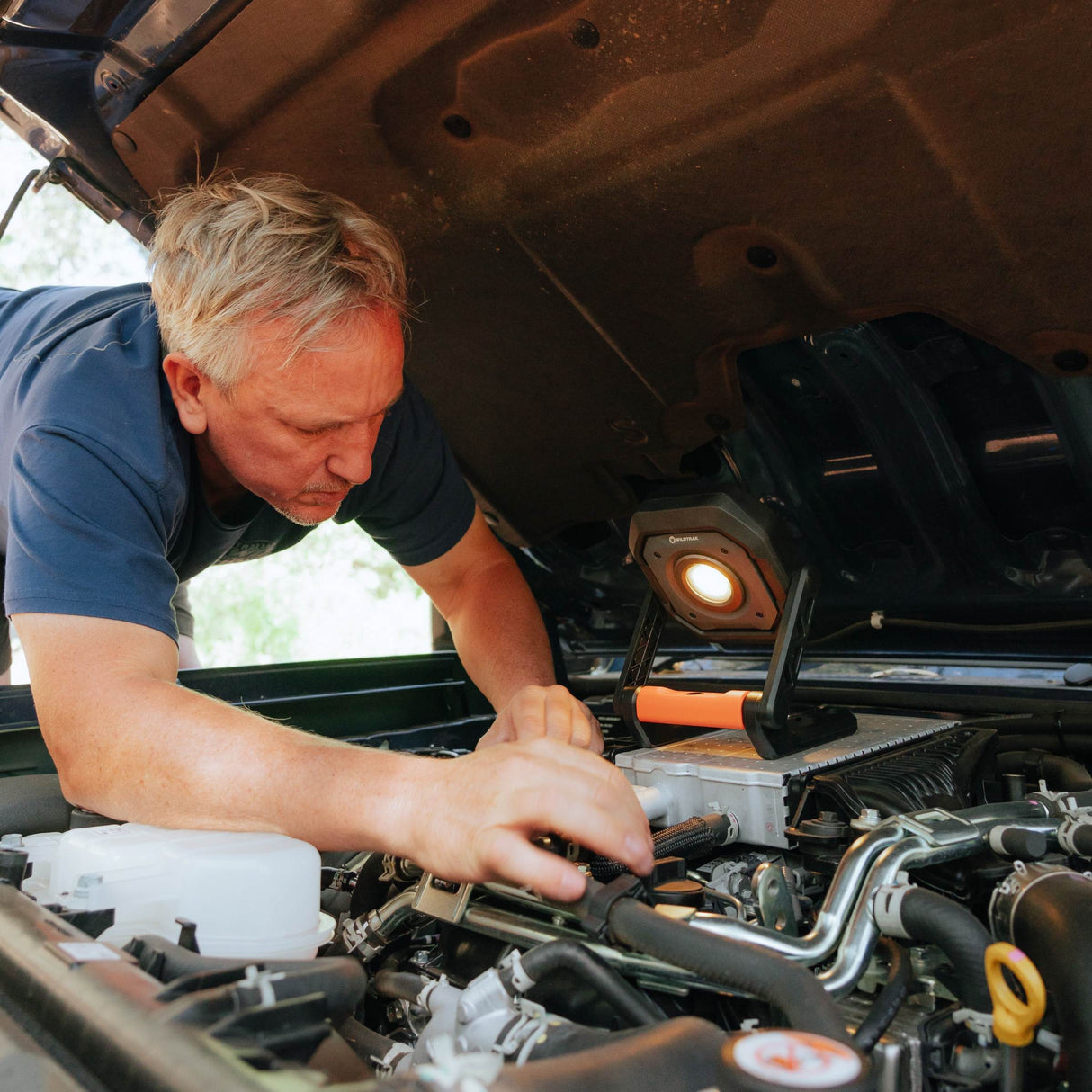 undefined Wildtrak Worklight 2000 4AH Multi 360D Rechargeable undefined - Image 5