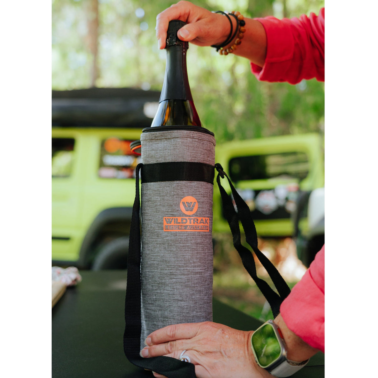 undefined Wildtrak 1.5L Camping Wine Cooler Bag undefined - Image 4