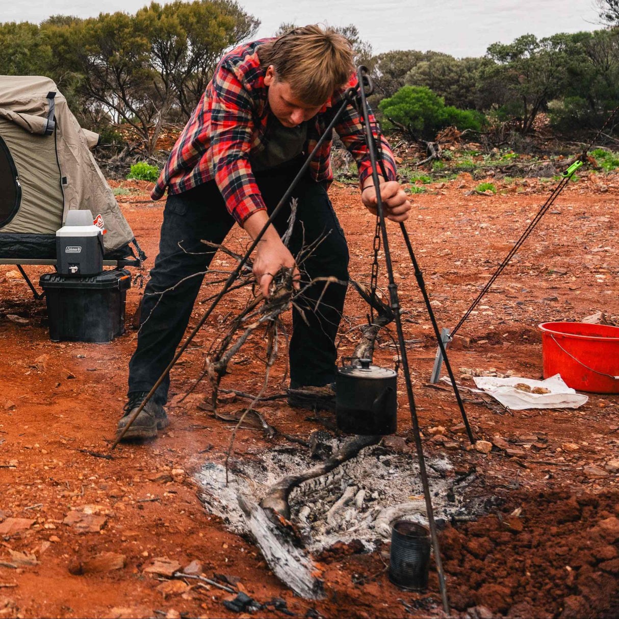 undefined Wildtrak Camp Oven Tripod undefined - Image 2