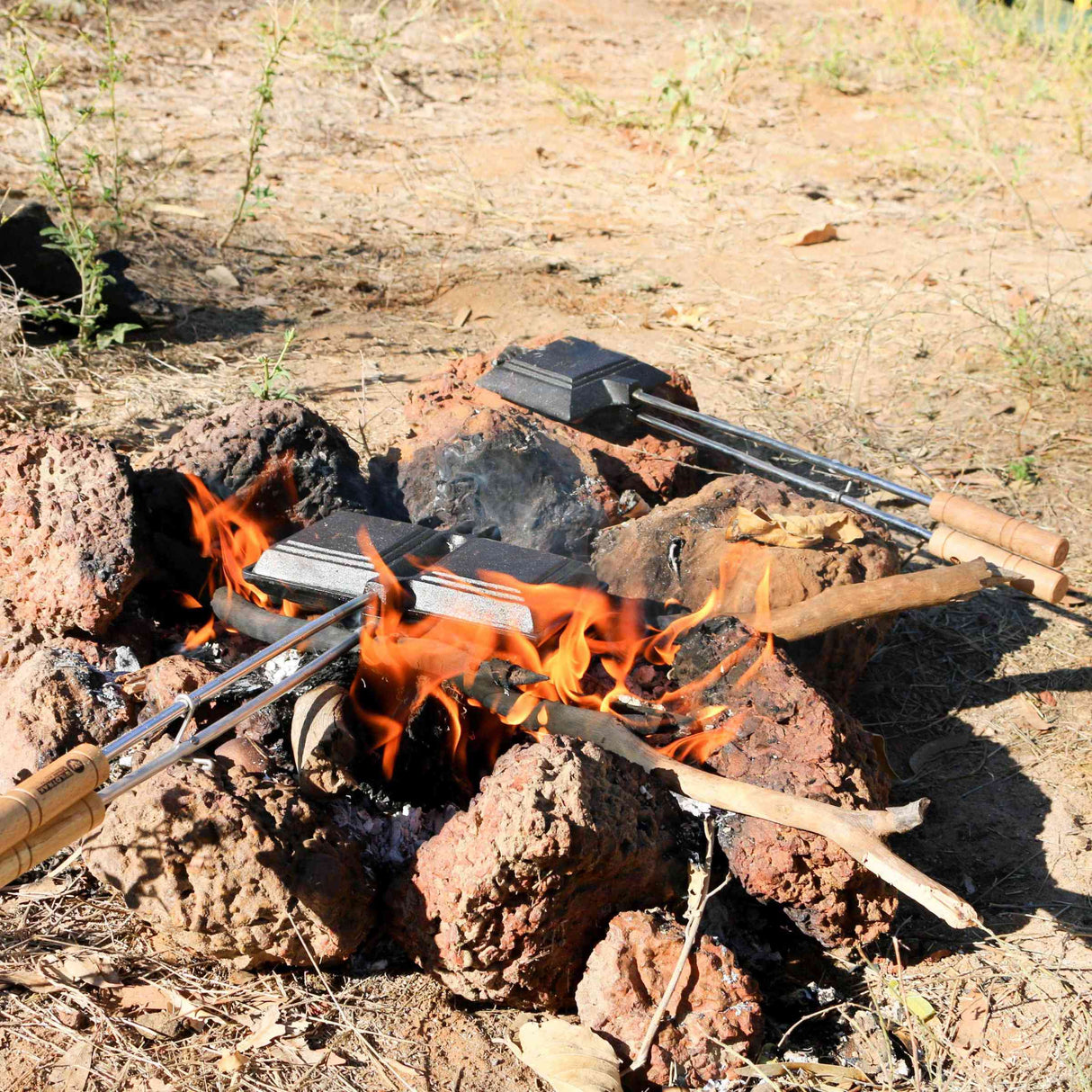 undefined Wildtrak Jaffle Iron Single 38cm Handle undefined - Image 4