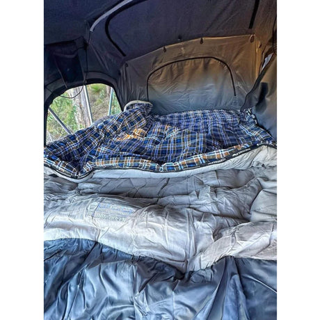 WILDTRAK Wildtrak Pallinup Queen Comfort Sleeping Bag 0-5°C Grey - Image 2